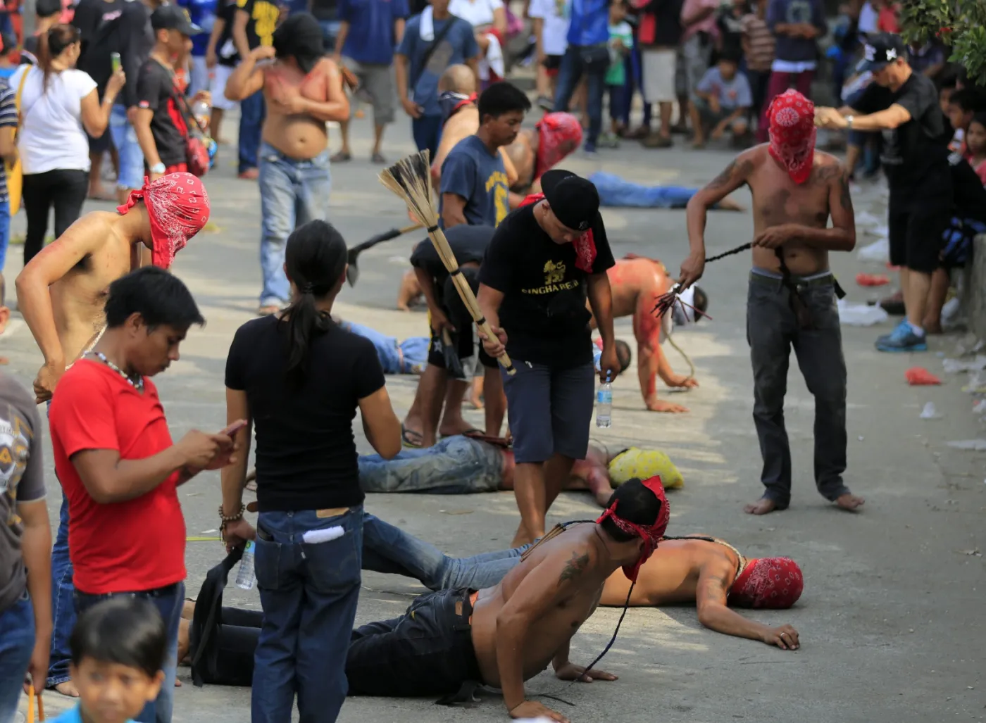 8873757-wielki-piatek-na-filipinach.jpg