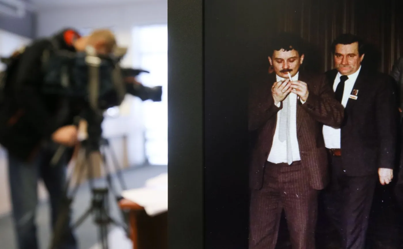 8886278-fotografie-z-szafy-kiszczaka.jpg