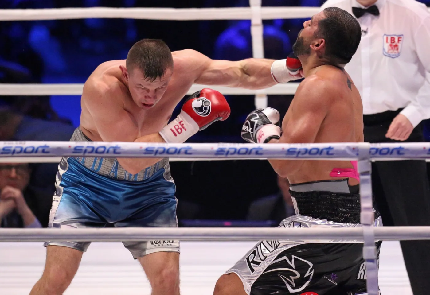 8896894-tomasz-adamek-l-i-amerykanin.jpg