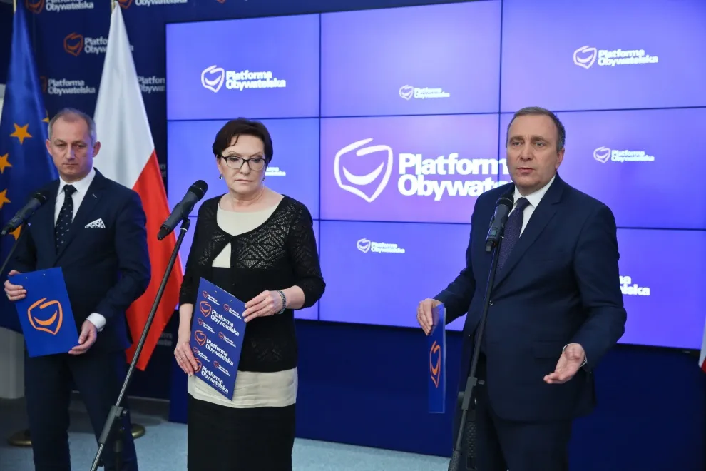 8913922-slawomir-neumann-ewa-kopacz.jpg