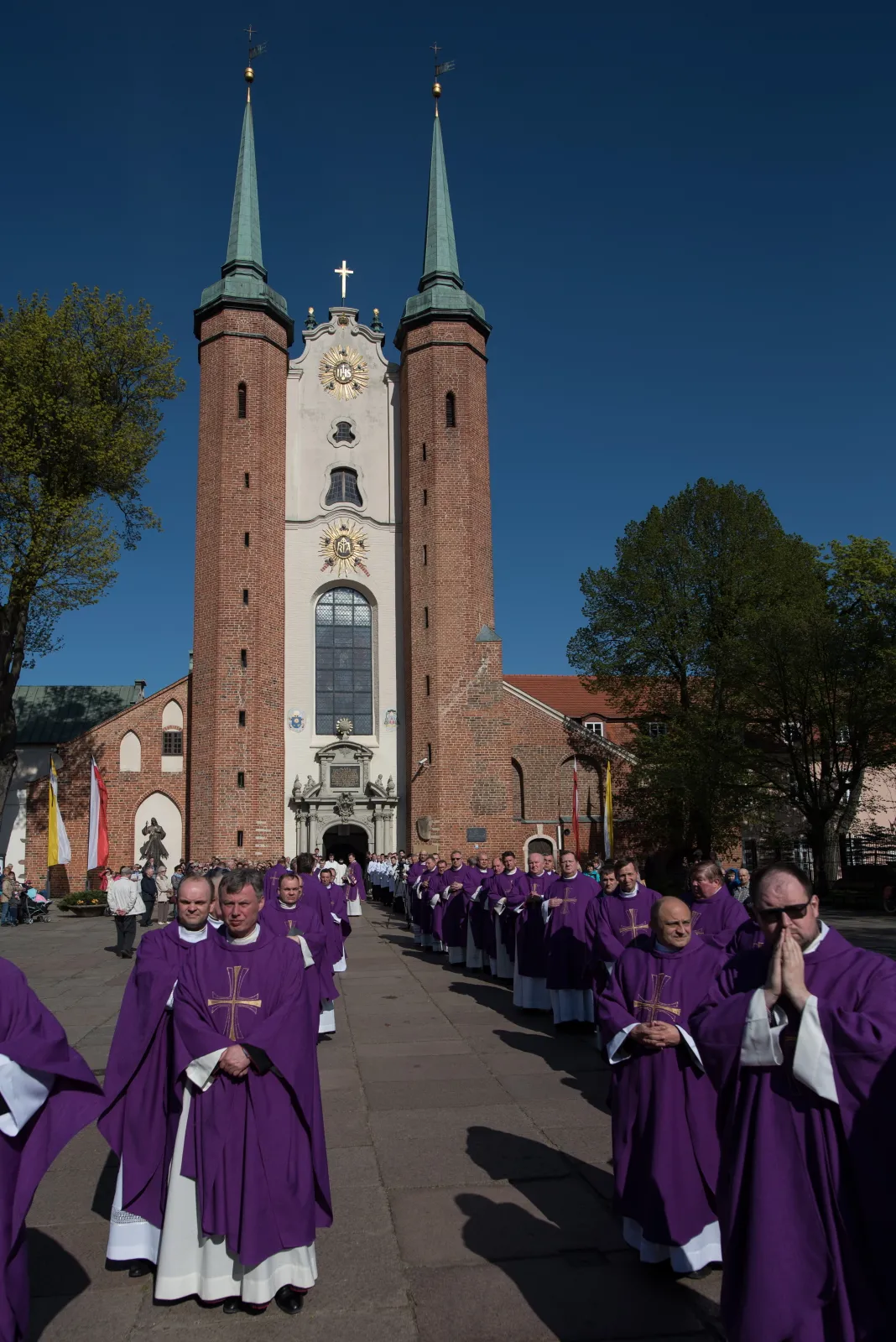 9001363-pozegnanie-abp-goclowskiego.jpg
