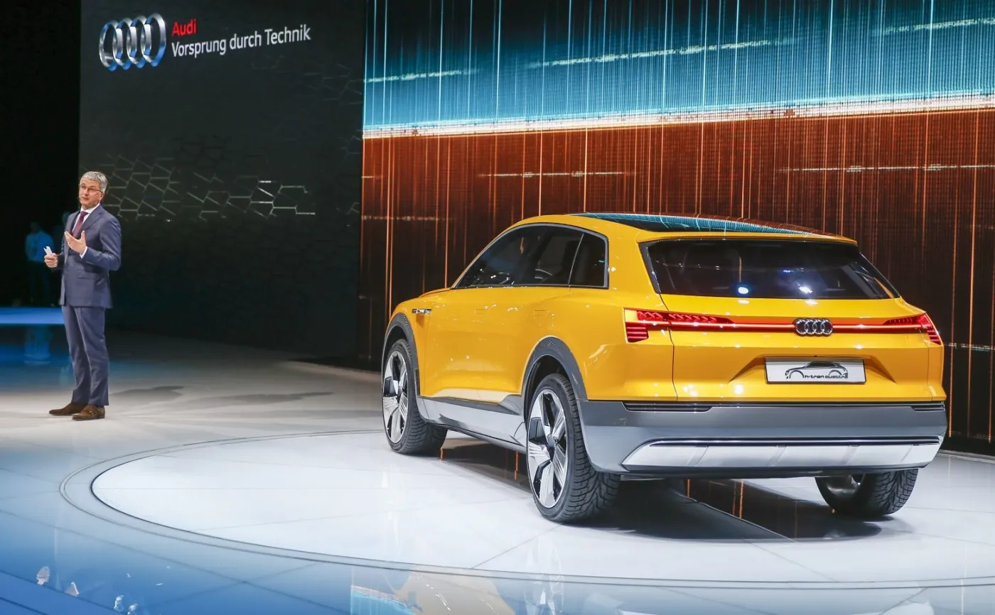 8633373-audi-h-tron-quattro-concept.jpg