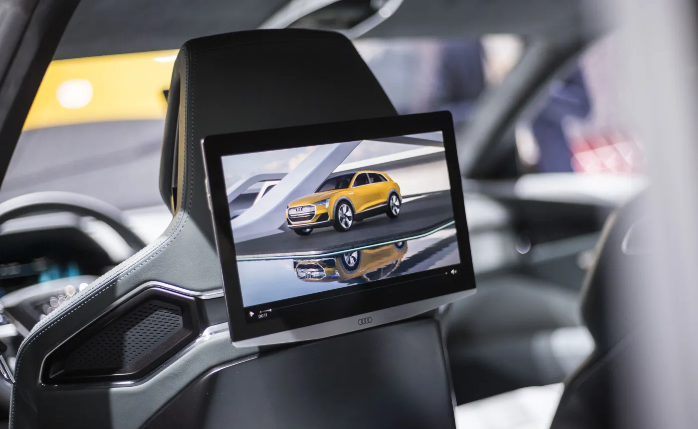 8647360-audi-h-tron-quattro-concept.jpg
