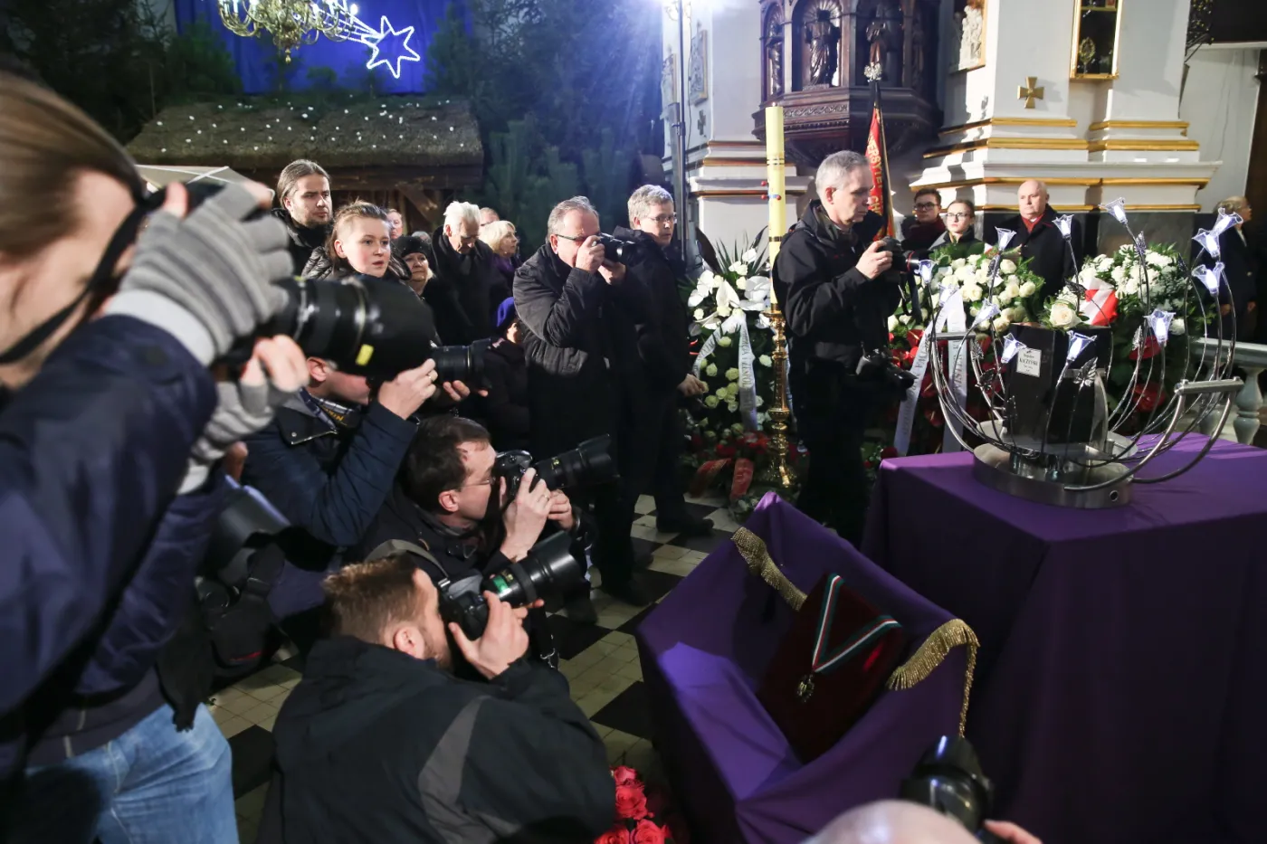 8682836-boguslaw-kaczynski-spoczal.jpg