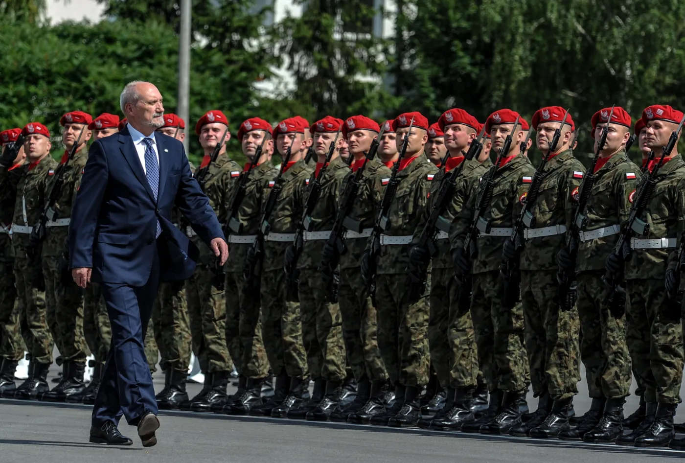 9200062-antoni-macierewicz-na-swiecie.jpg