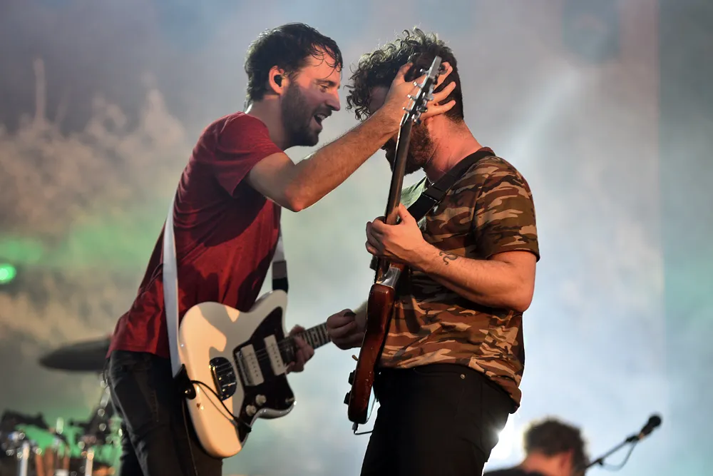 9239997-open-er-festival-2016-foals.jpg