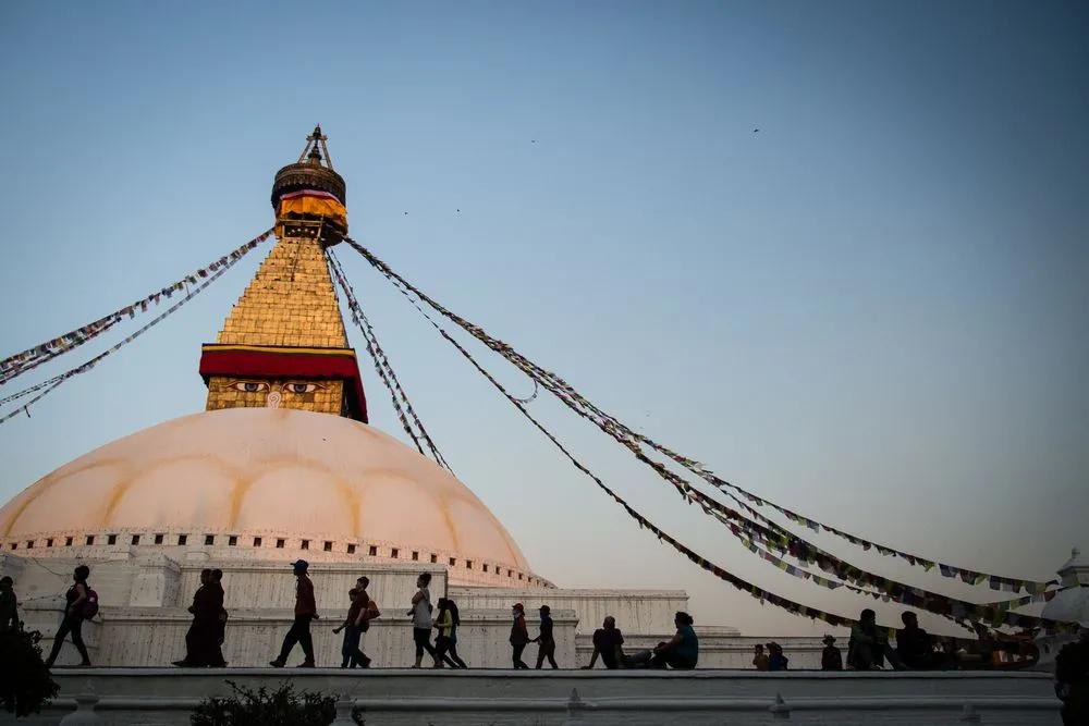 9255103-stupa-bodnath-katmandu-nepal.jpg