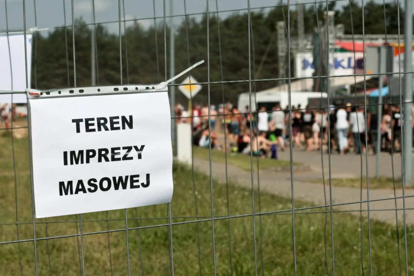 9289876-przystanek-woodstock-zostal-w.jpg