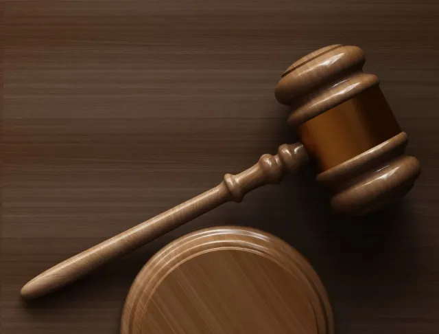 Współpracownik Sikorskiego kłamcą lustracyjnym? "To nie przypadek"