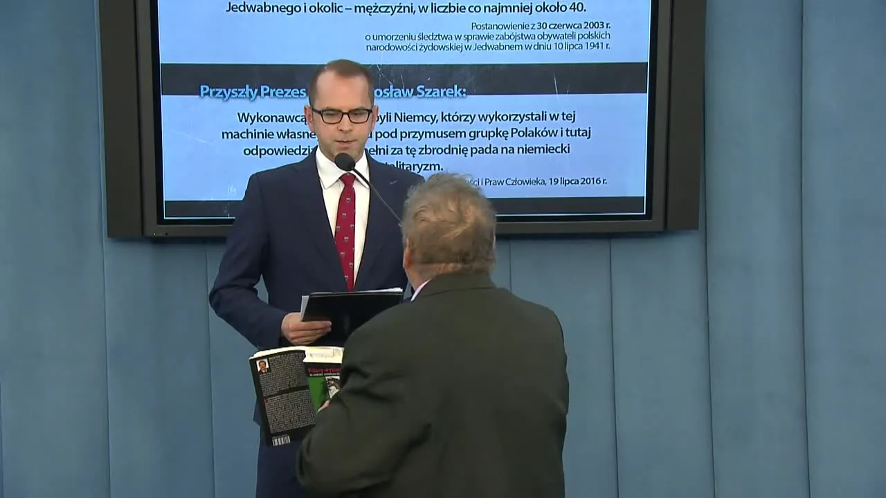 Zakłócona konferencja, Straż Marszałkowska użyła siły. Pracownik biura poselskiego nie chciał wyjść z Sejmu