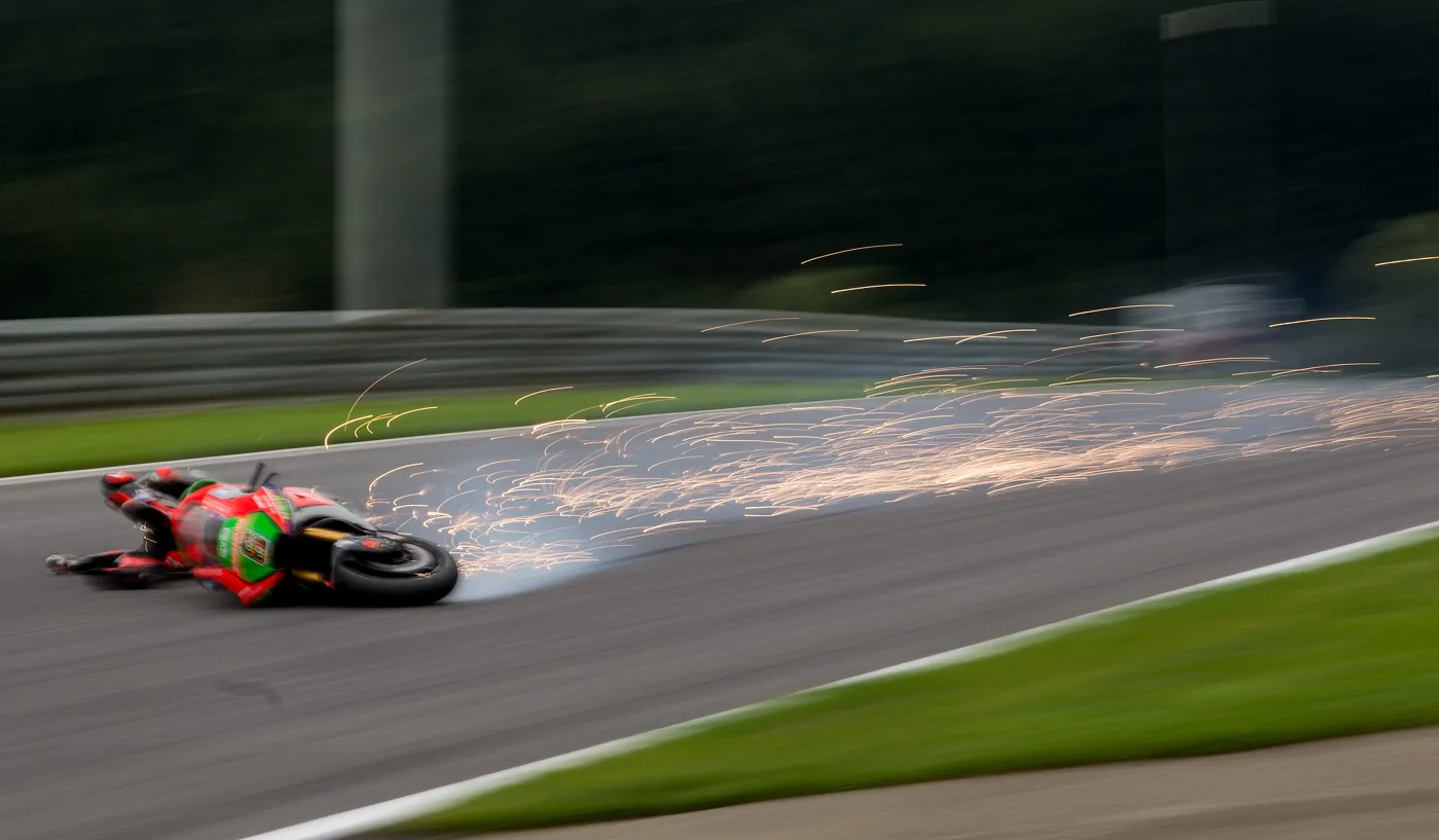 9359092-stefan-bradl-wylozyl-sie-na.jpg