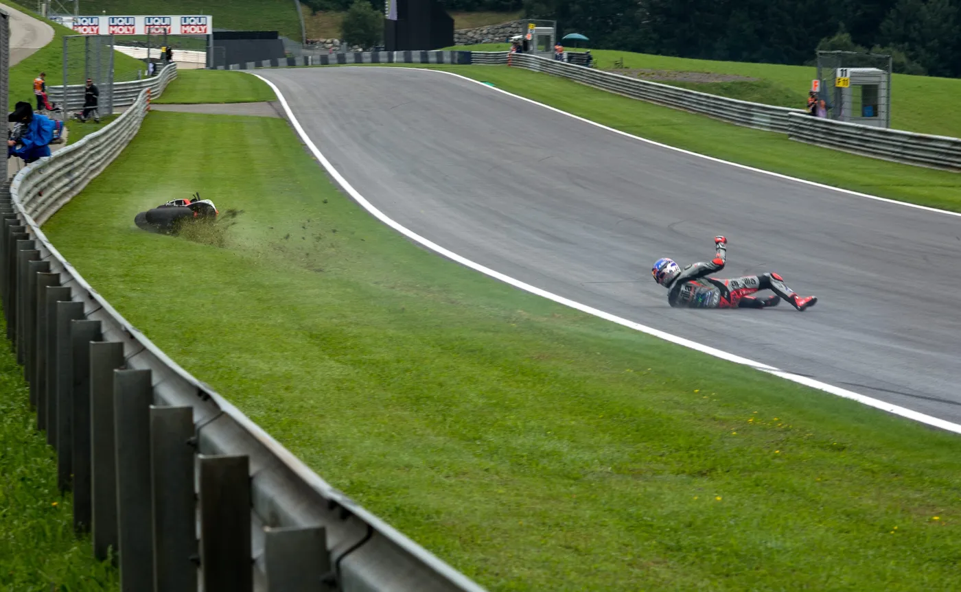 9359124-stefan-bradl-wylozyl-sie-na.jpg