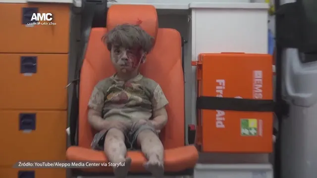 Przerażające zdjęcie chłopca z Aleppo pokazuje koszmar wojny w Syrii