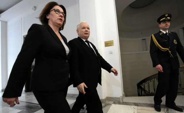 Rzeczniczka klubu PiS o Sądzie Najwyższym: Tak naprawdę zebrał się zespół kolesi...