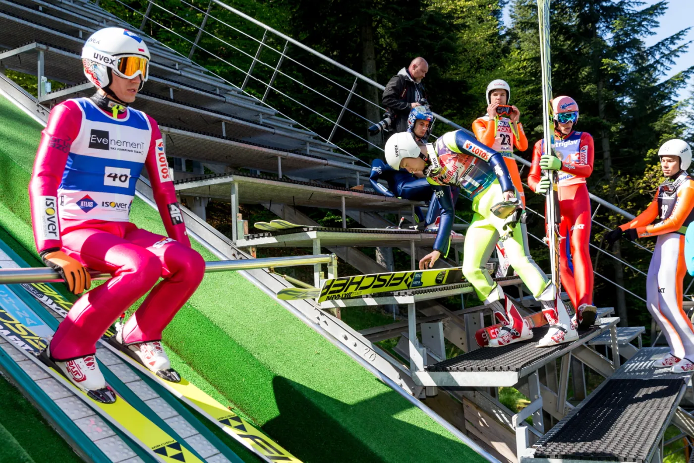 9033207-stoch-skakal-pod-okiem-nowego.jpg