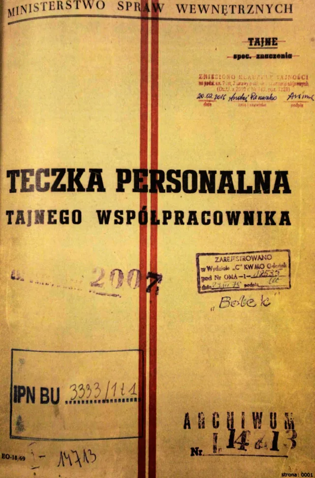 "Kilkanaście milionów złotych" więcej dla IPN. Prezes poprosi premier o pieniądze