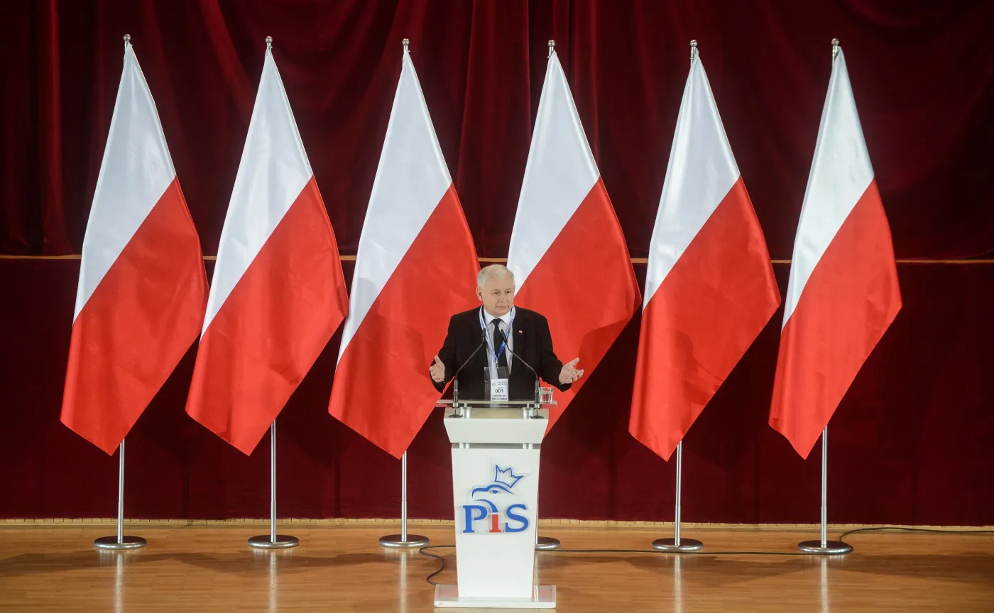 Jarosław Kaczyński przemawia na zjeździe warszawskiego okręgu PiS