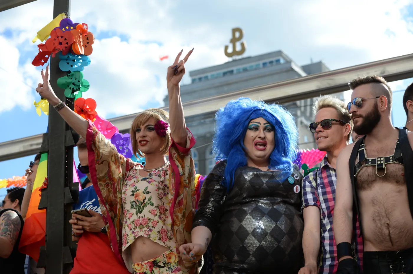 9151371-parada-rownosci-w-warszawie.jpg