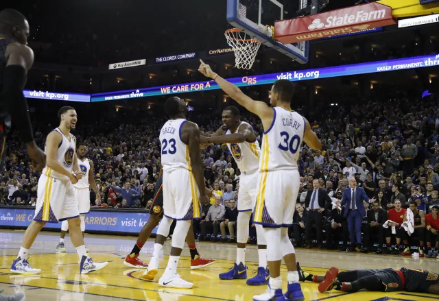 Liga NBA: 16. zwycięstwo Golden State Warriors w sezonie