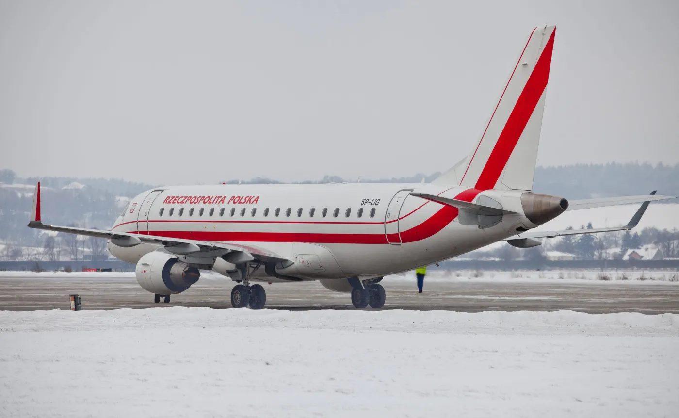 Rządowy samolot embraer 175