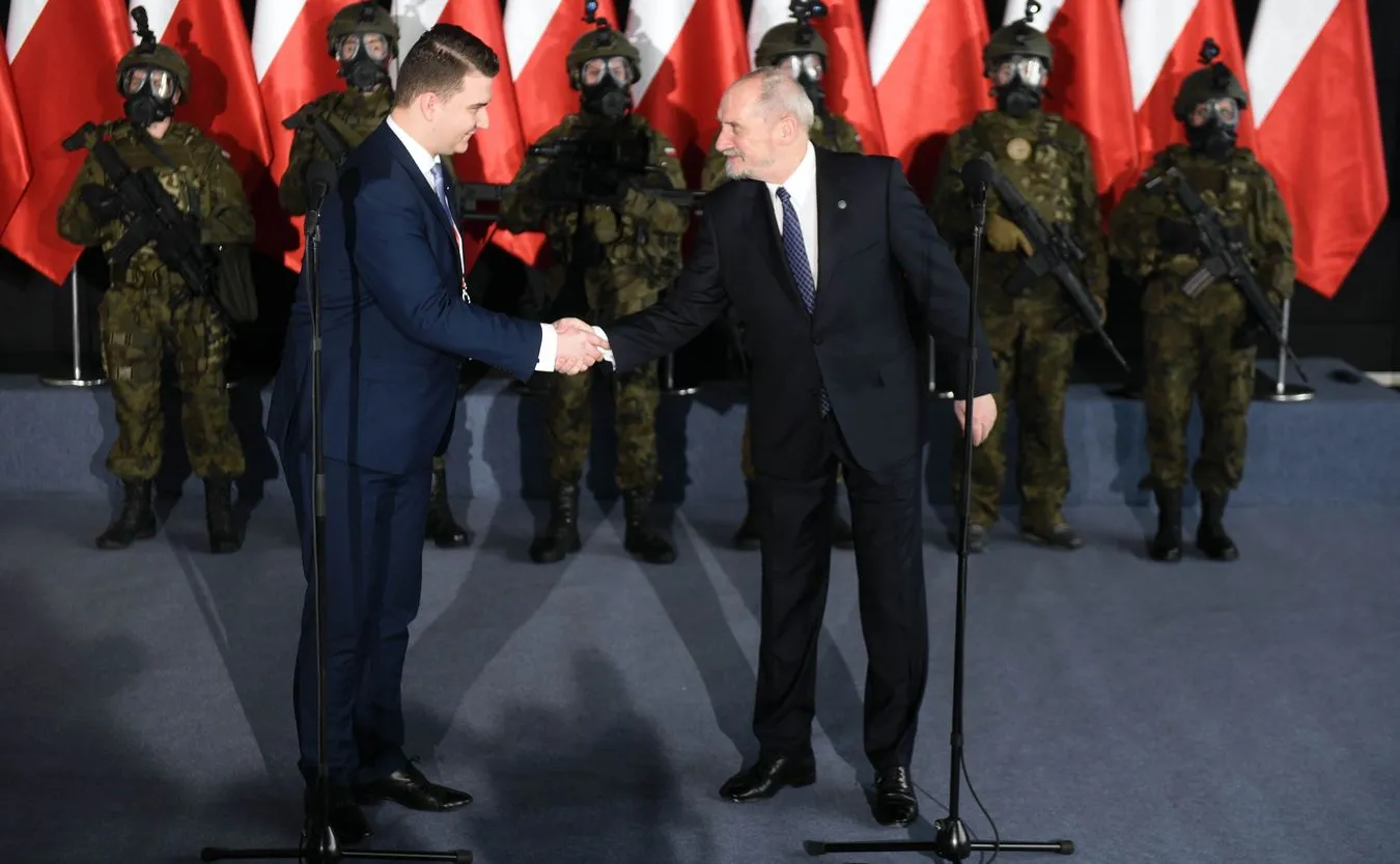 Bartłomiej Misiewicz i Antoni Macierewicz