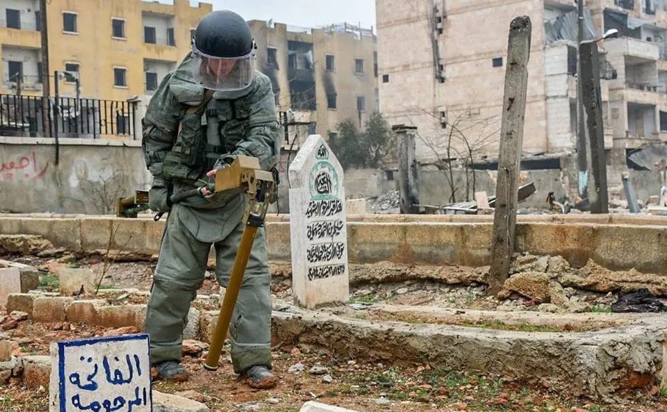 9756219-rosyjscy-zolnierze-w-aleppo.jpg