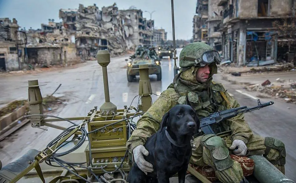 ROSYJSCY ŻOŁNIERZE W ALEPPO