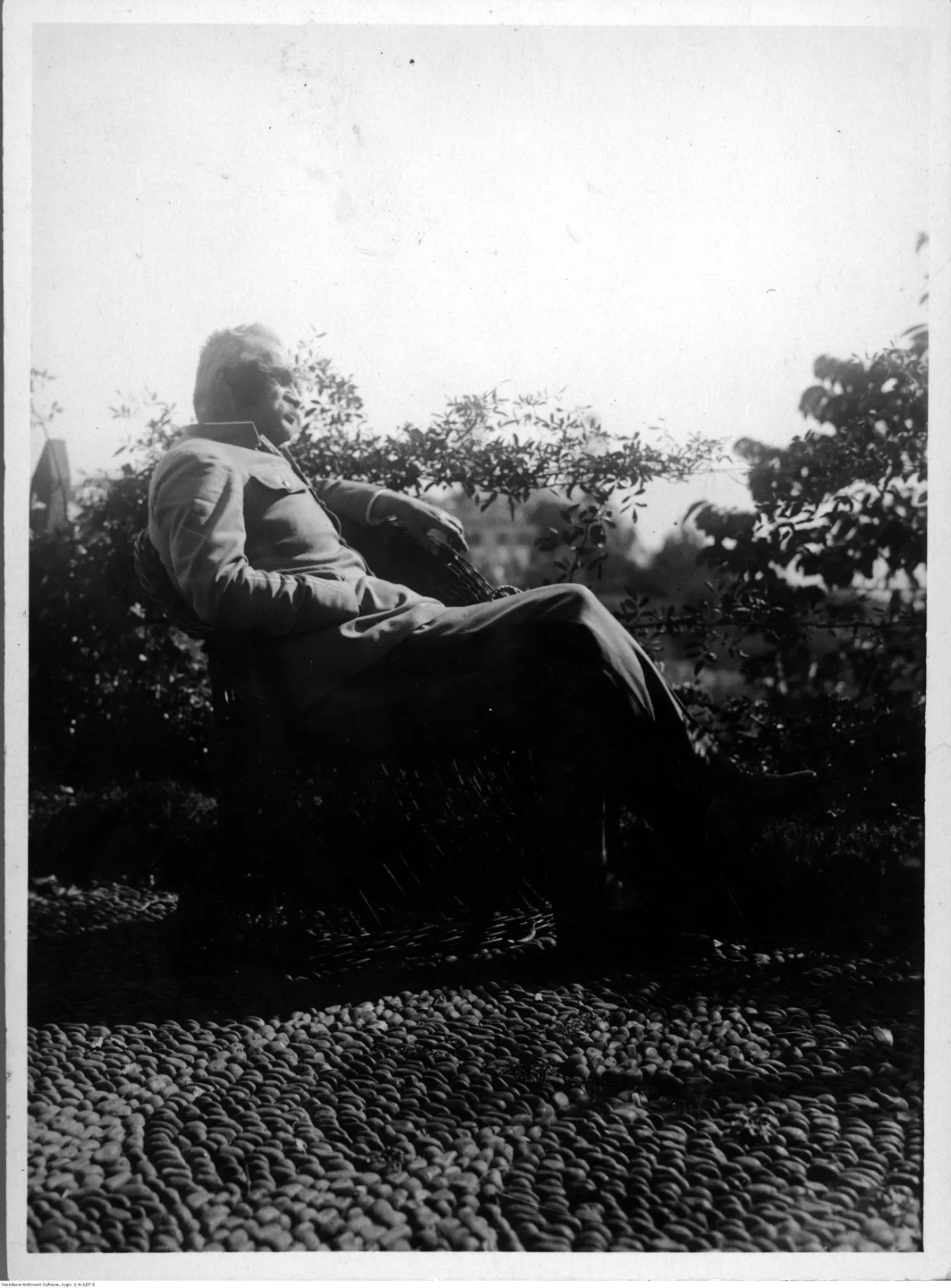 9764423-marszalek-jozef-pilsudski-na.jpg