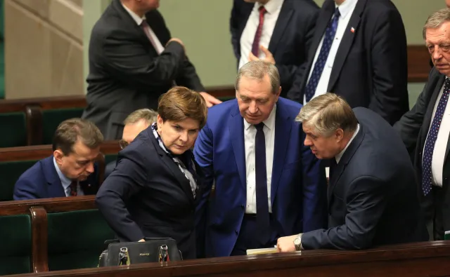 Jednolita danina nabiera kształtów. Kowalczyk: Podatek będzie korzystny dla tych, którzy mało zarabiają