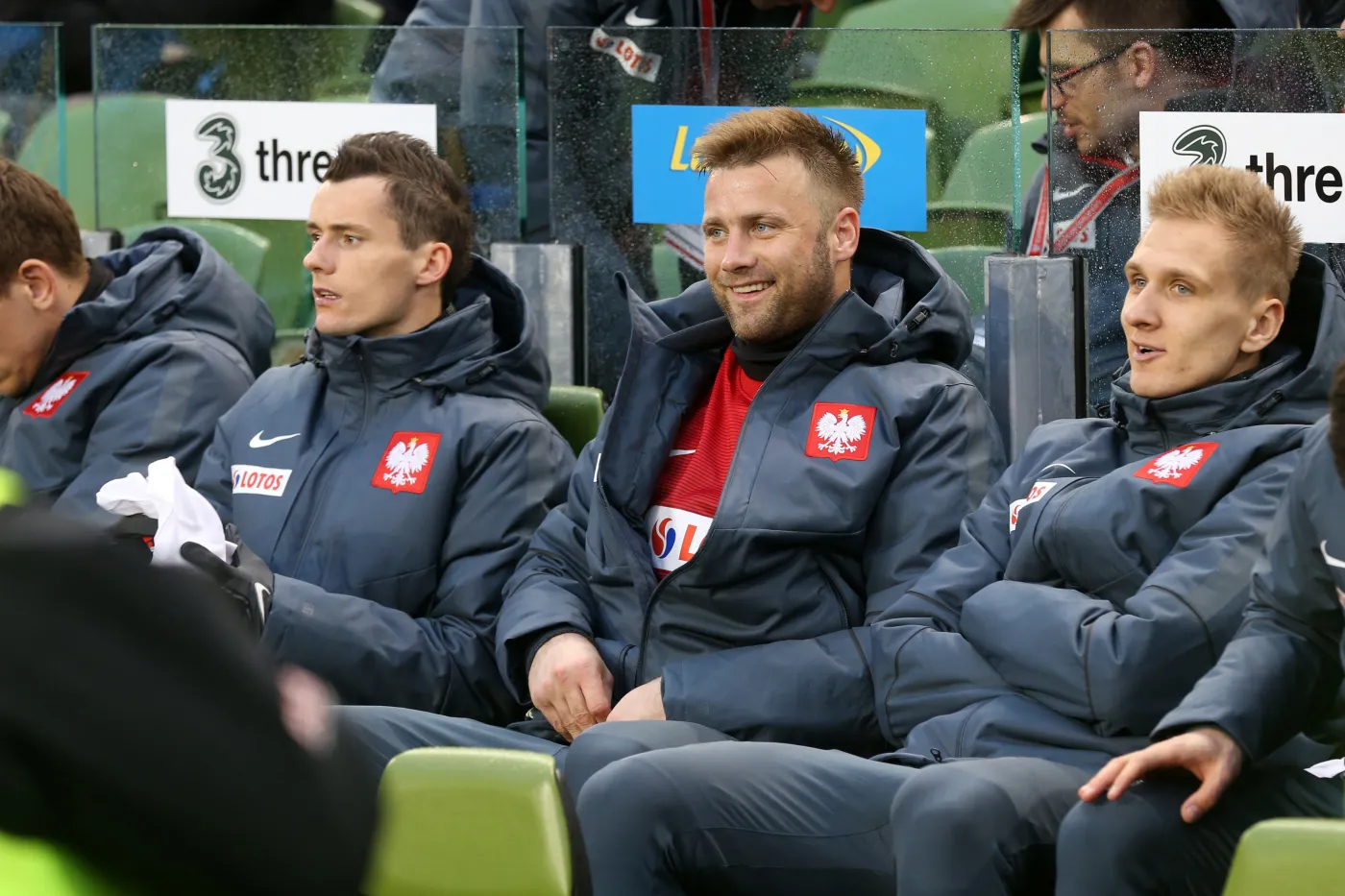 Artur Boruc (w środku) i Łukasz Teodorczyk (z prawej)