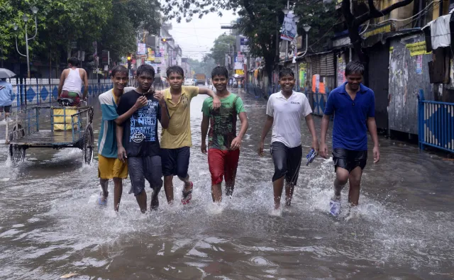 Monsun przynosi teraz tylko nieszczęście [REPORTAŻ i ZDJĘCIA]