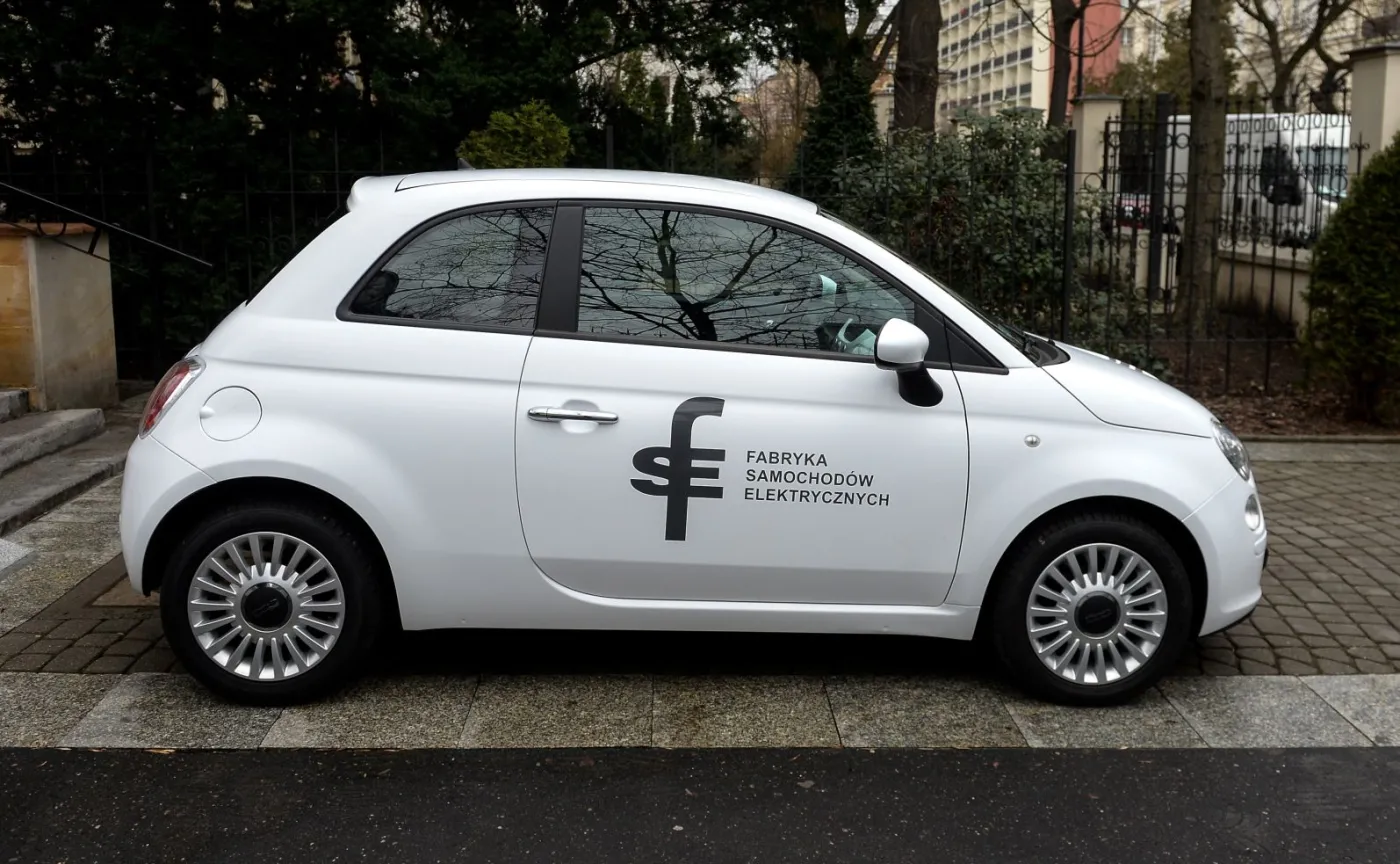 9997548-fse-01-samochod-elektryczny-z.jpg