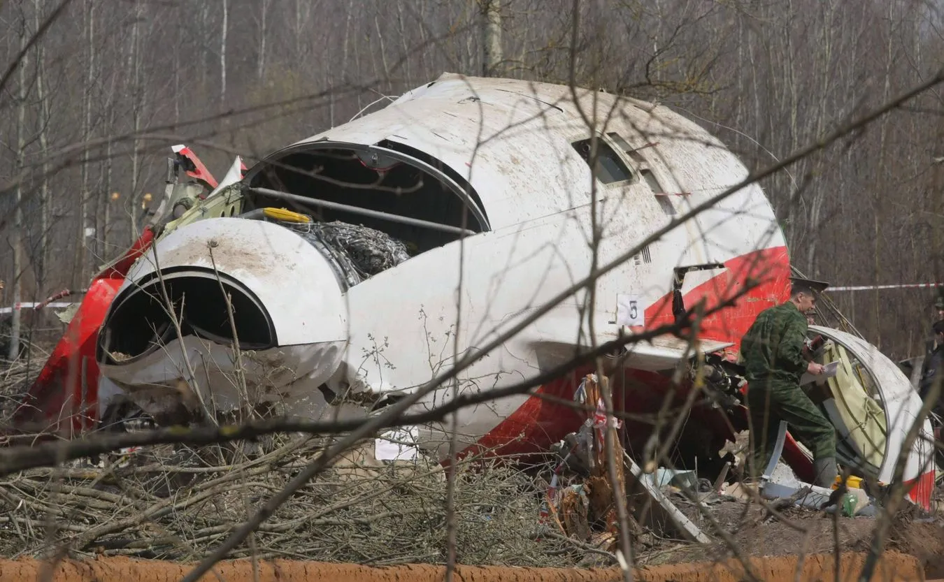Katastrofa smoleńska, rozbity Tu-154
