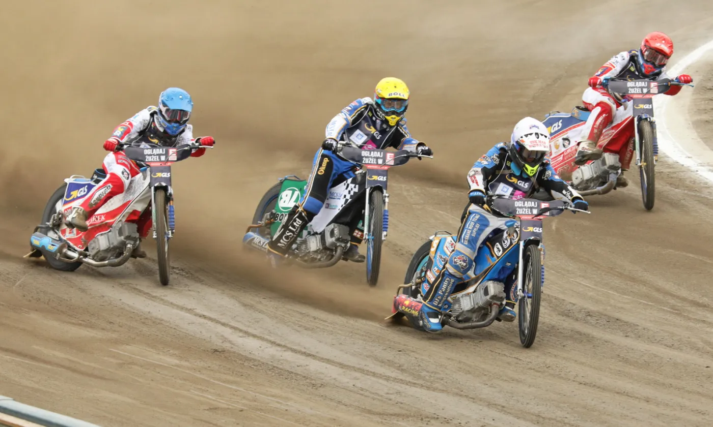 Polacy: Bartosz Zmarzlik (kask czerwony) i Maksym Drabik (niebieski) oraz Australijczycy Jason Doyle (żółty) i Nick Morris (biały)