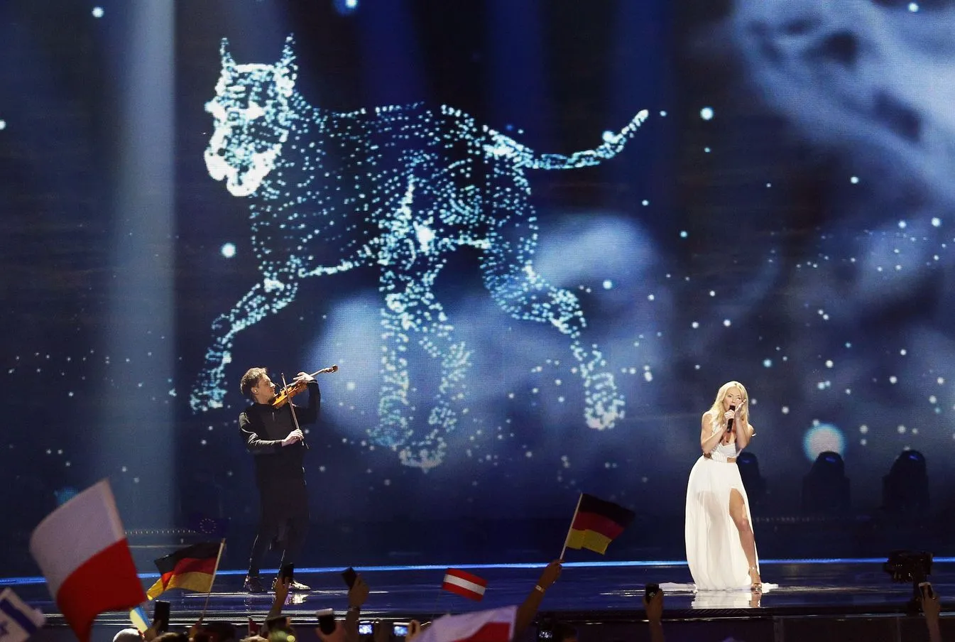 10144882-kasia-mos-w-finale-eurowizji.jpg