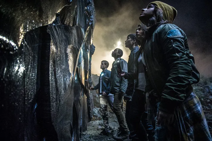Kadr z filmu "Power Rangers"