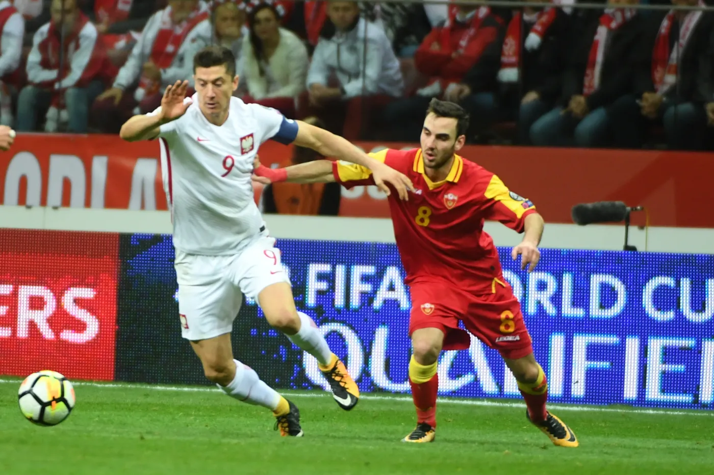 10488761-robert-lewandowski-l-i-marko.jpg