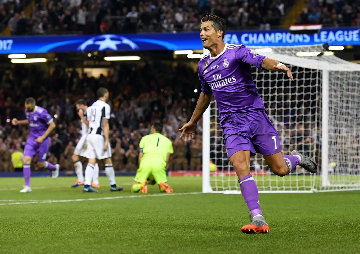 Liga Mistrzów: Historyczny wyczyn Realu. Juventus w finale wylądował na "deskach" [FOTO]