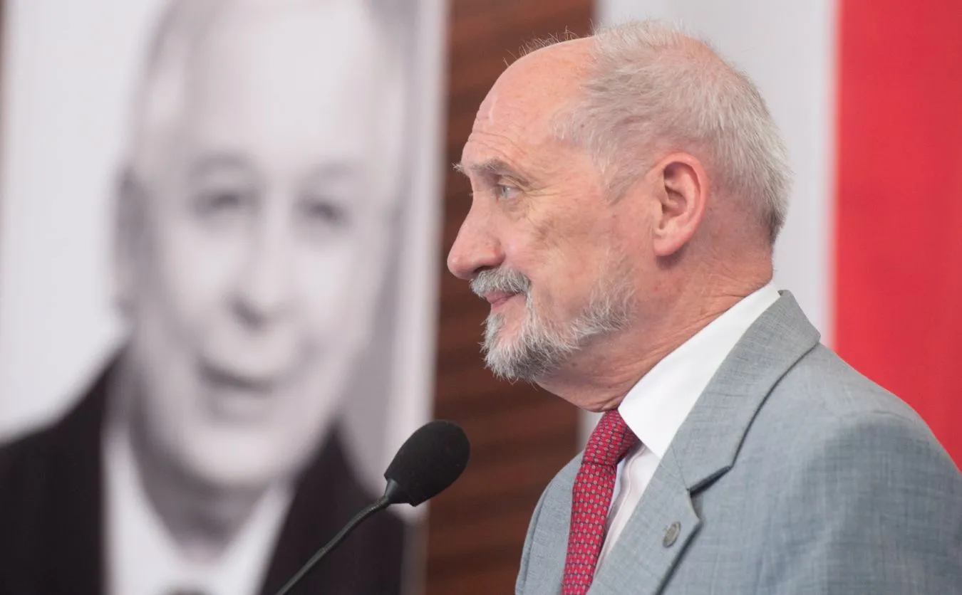 Szef MON Antoni Macierewicz