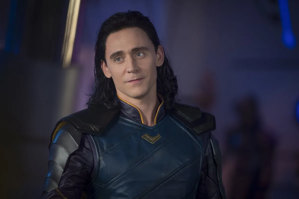 10496385-tom-hiddeslton-w-filmie-thor.jpg