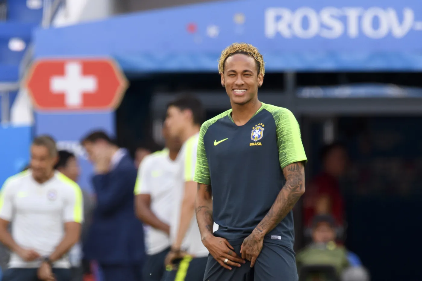 11043274-neymar-chyba-nie-widzial-sie.jpg
