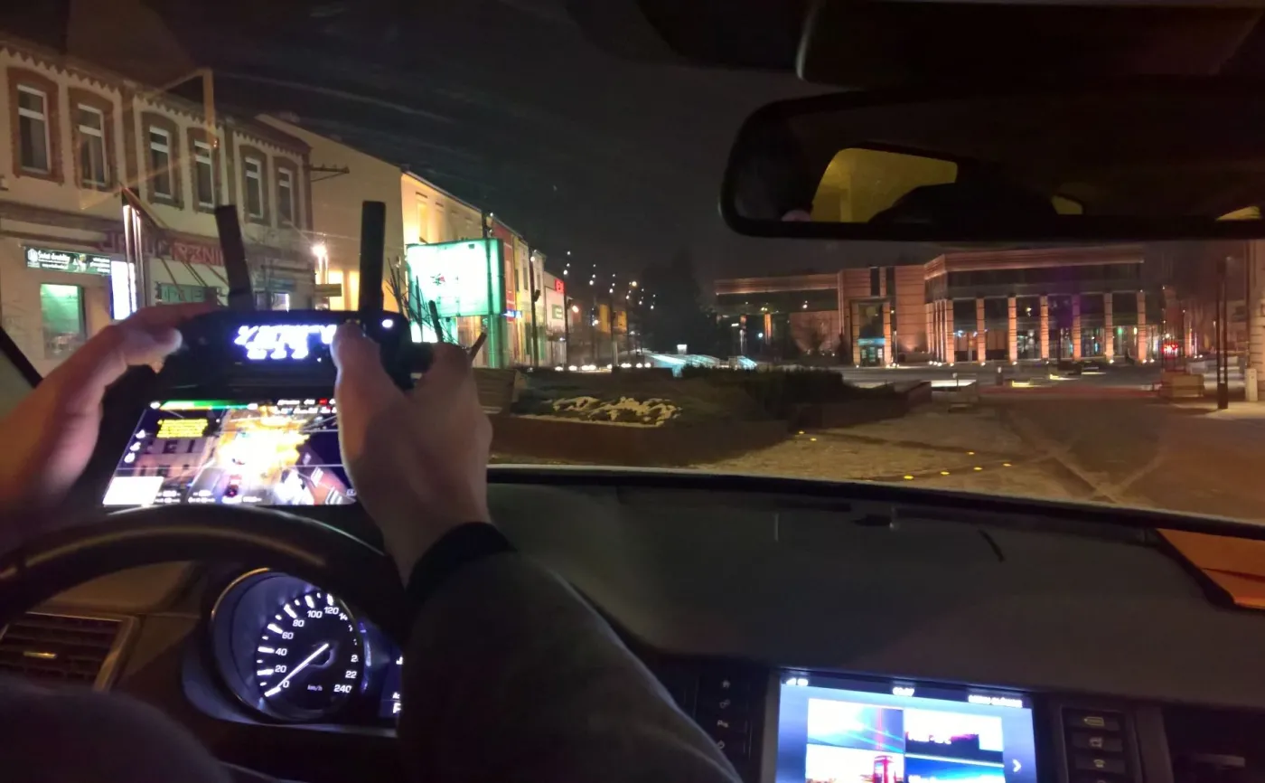Inżynierowie wybrali na początek trzy miejsca - drogę dojazdową  do autostrady A4, trasę autobusu nr 321 oraz okolice rynku