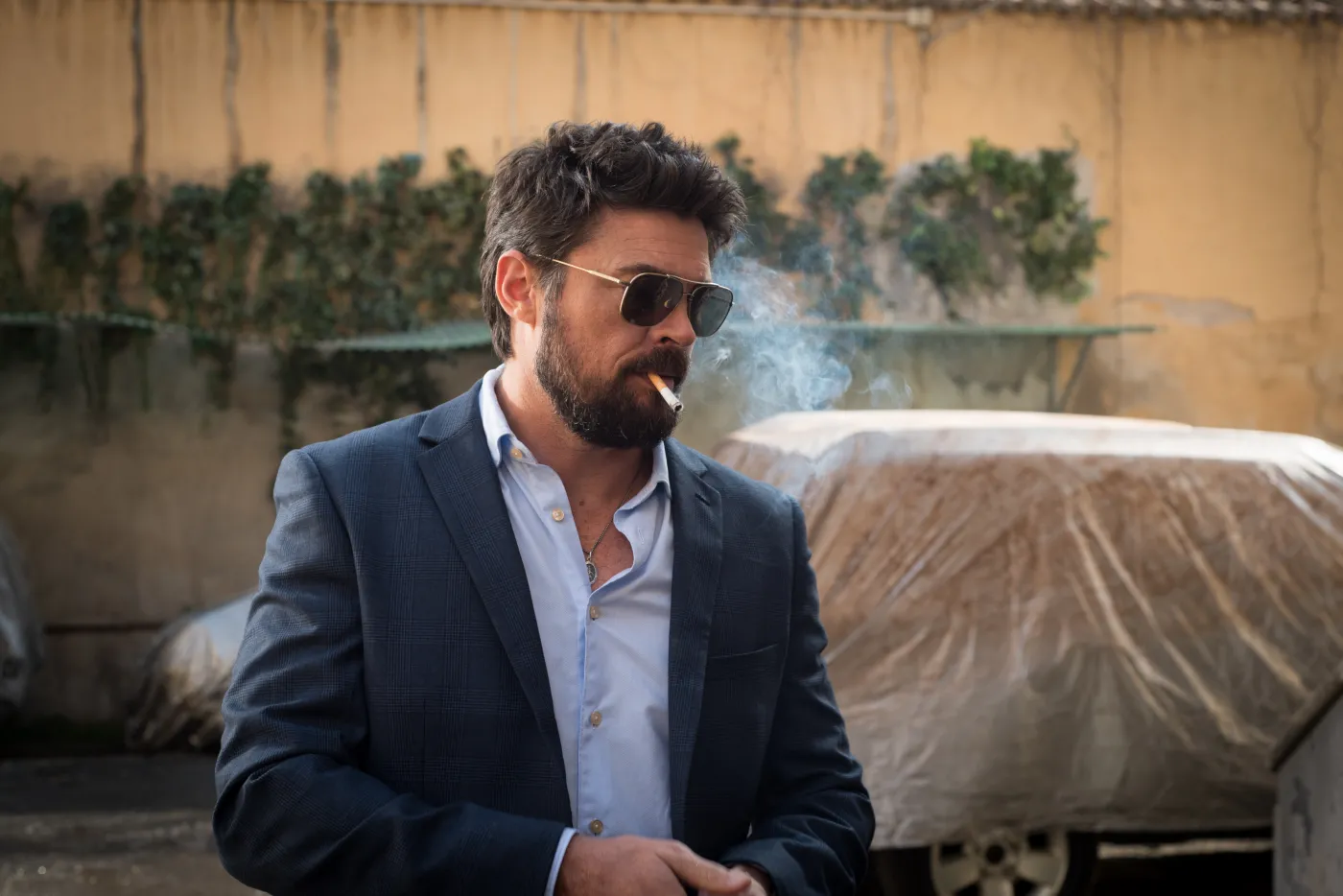 Karl Urban w filmie "Złe psy"
