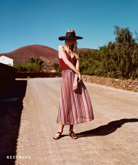 10918586-reserved-lookbook-lato-2018.jpg