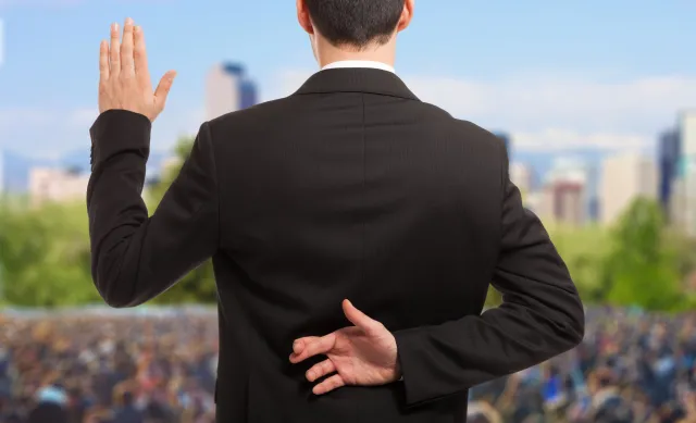 Gospodarczy ześlizg. "Politycy zaczęli balować na koszt tych, którzy napędzają recesję"