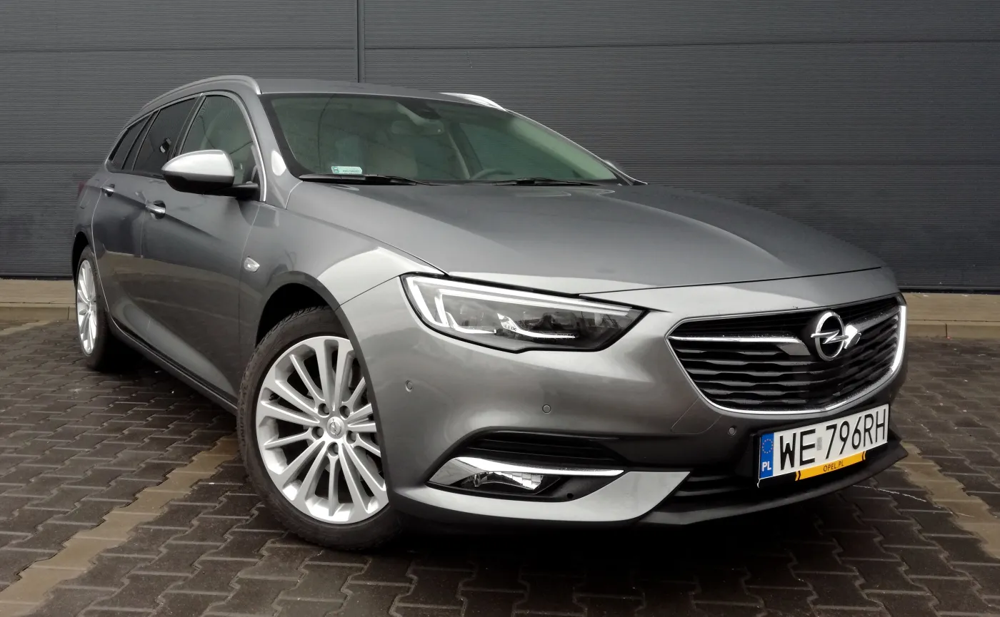 Jedna tablica rejestracyjna na całe życie. Poseł Liroy-Marzec idzie na wojnę z patologią