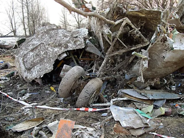 Rosyjskie MSZ drwi z polskich żądań? "Wrak tupolewa to nie jest relikwia"