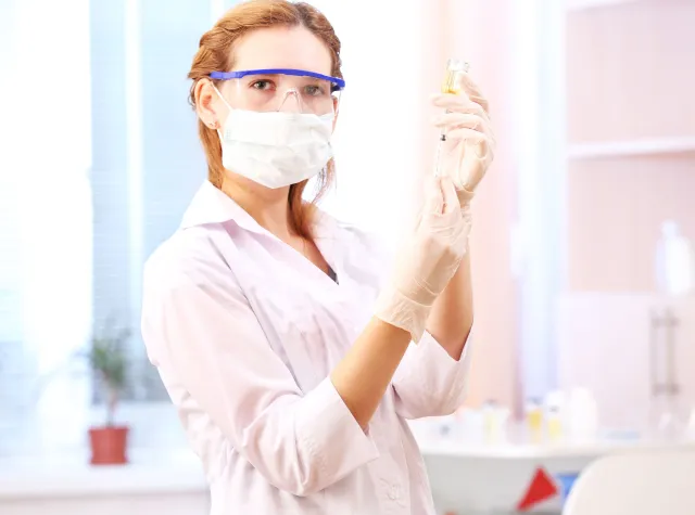 70 proc. pielęgniarek zraniło się do 5 razy podczas pracy zawodowej