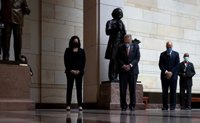 W USA zdewastowano pomnik byłego niewolnika Fredericka Douglassa