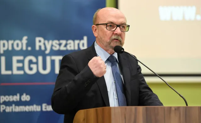 "Die Welt” pisze: Musimy porozmawiać, panie Duda. Jest KOMENTARZ prof. Legutki